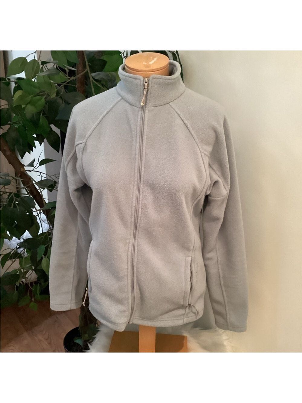 Black Diamond full zip fleece jacket front zippered pockets Woman Med